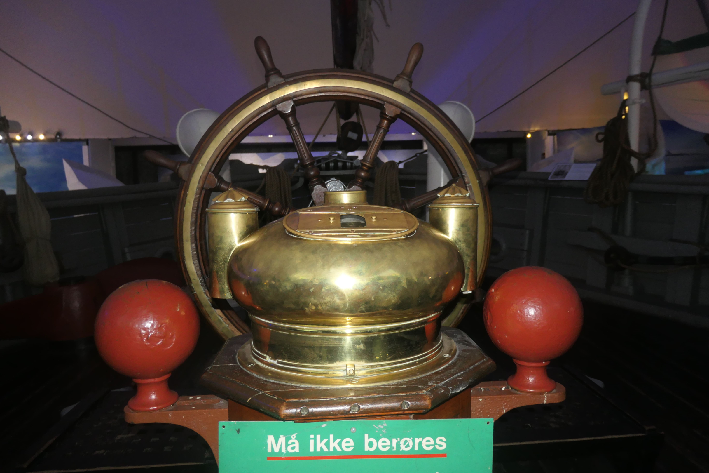 P1021352